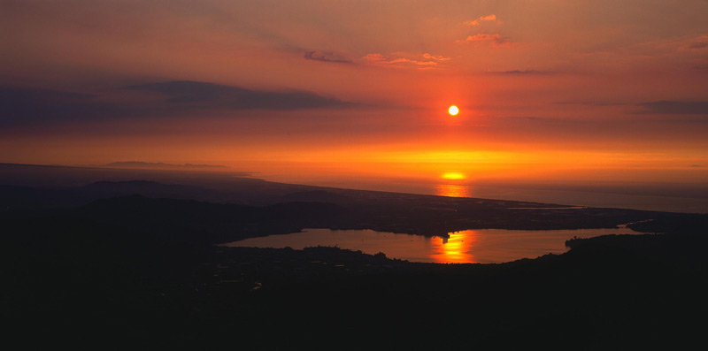 東郷湖の夕景